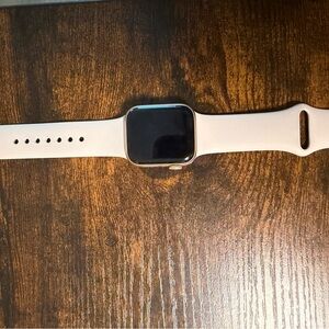Apple Smartwatch with Pale Pink Silicone Band